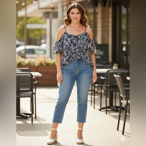 Torrid Floral Ruffle Cami Top Size 1 – Navy Blue Sleeveless Blouse